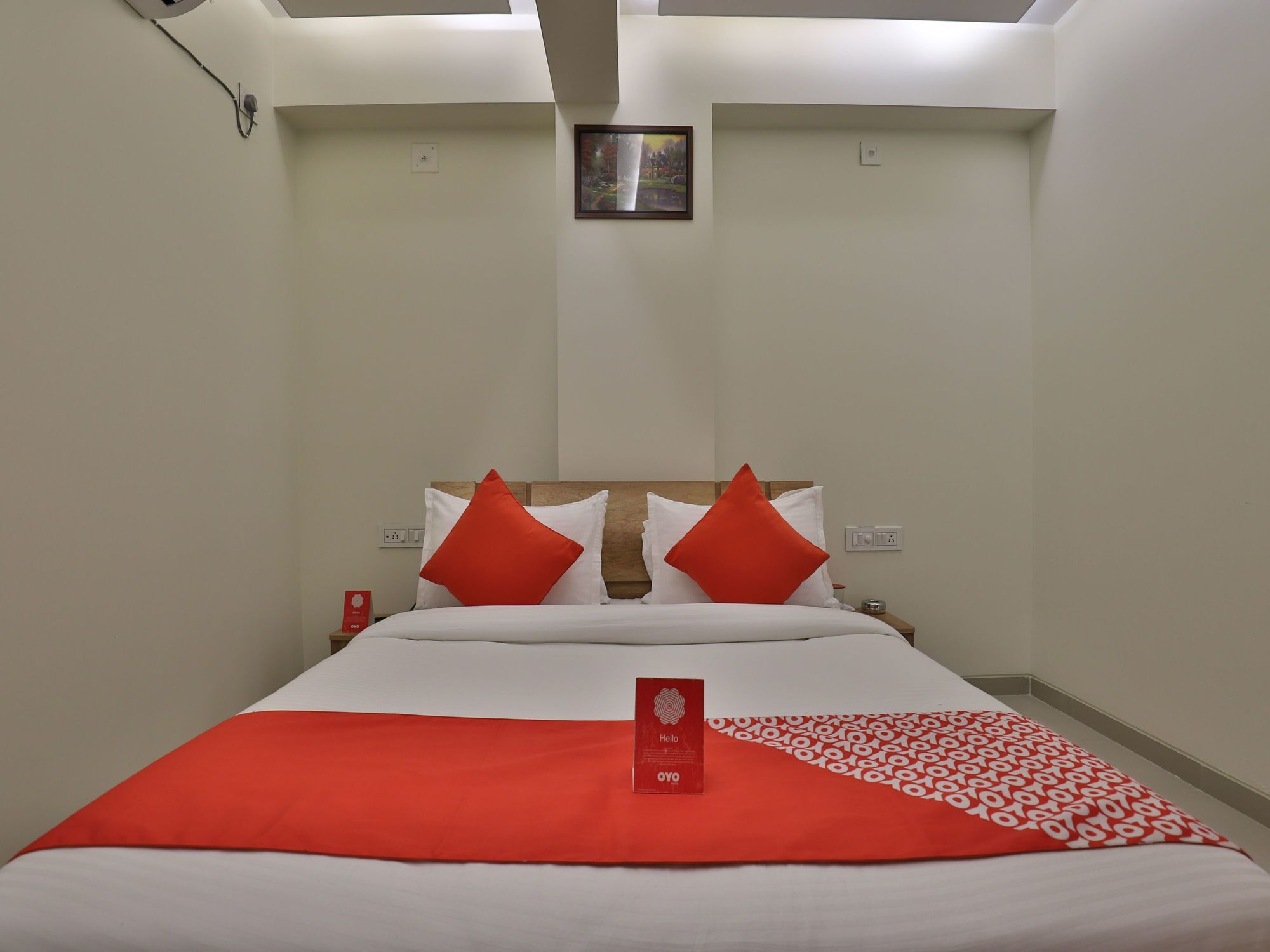 Collection O 12462 Hotel Shiv Inn Gandhinagar Ngoại thất bức ảnh